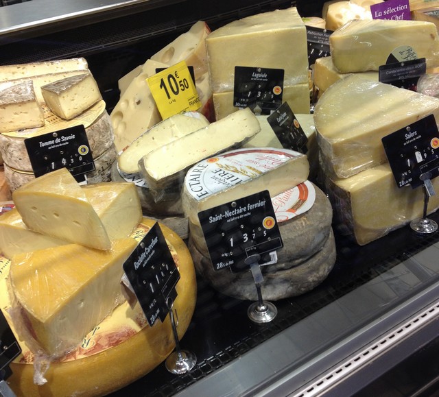 Carrefour_Bordeaux_queijos