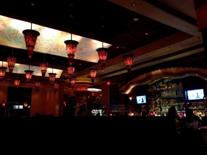 TheCheesecackeFactory_inside