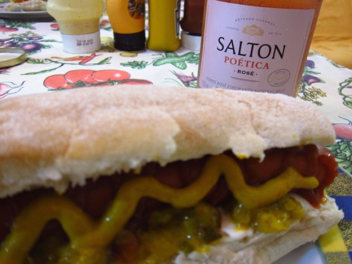 Salton_Poetica_Rose_Dog